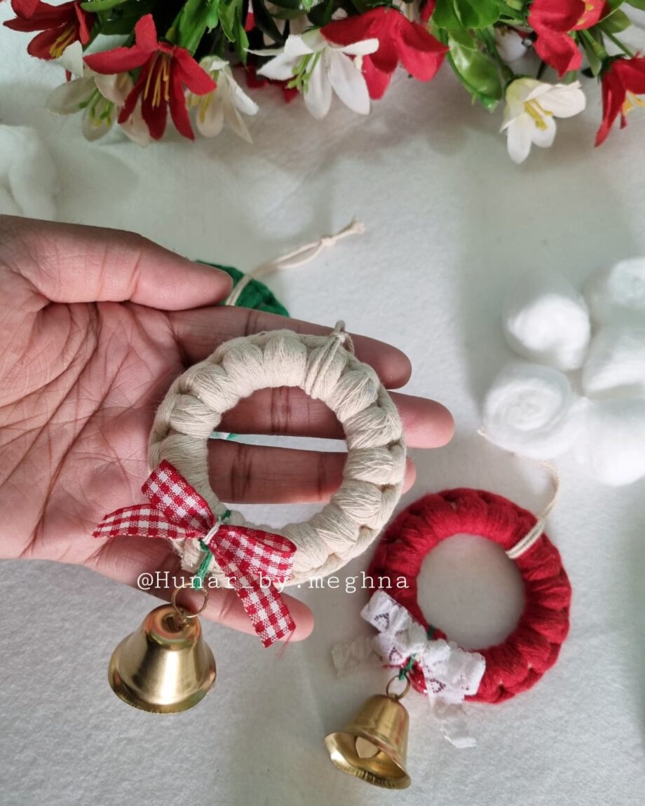 christmas wreath bel ornament macrame