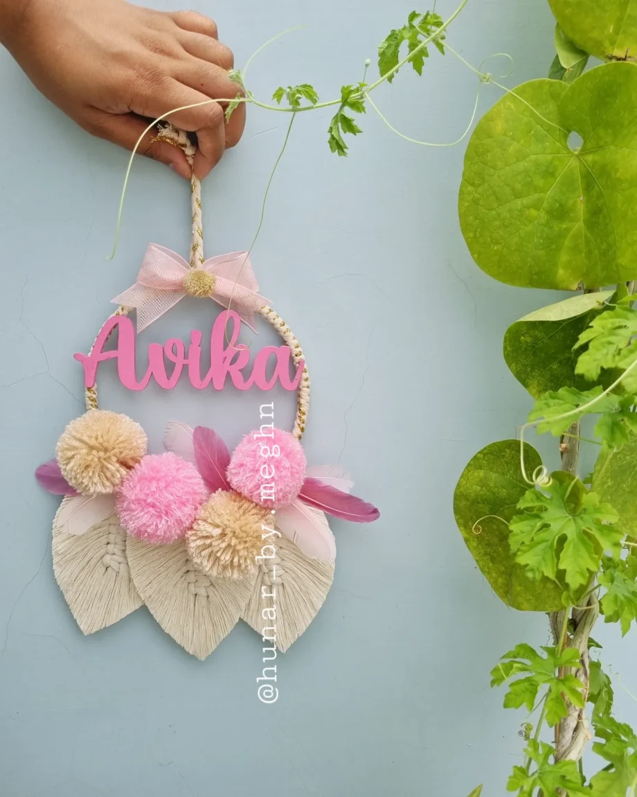 Leafy pompom name hanging