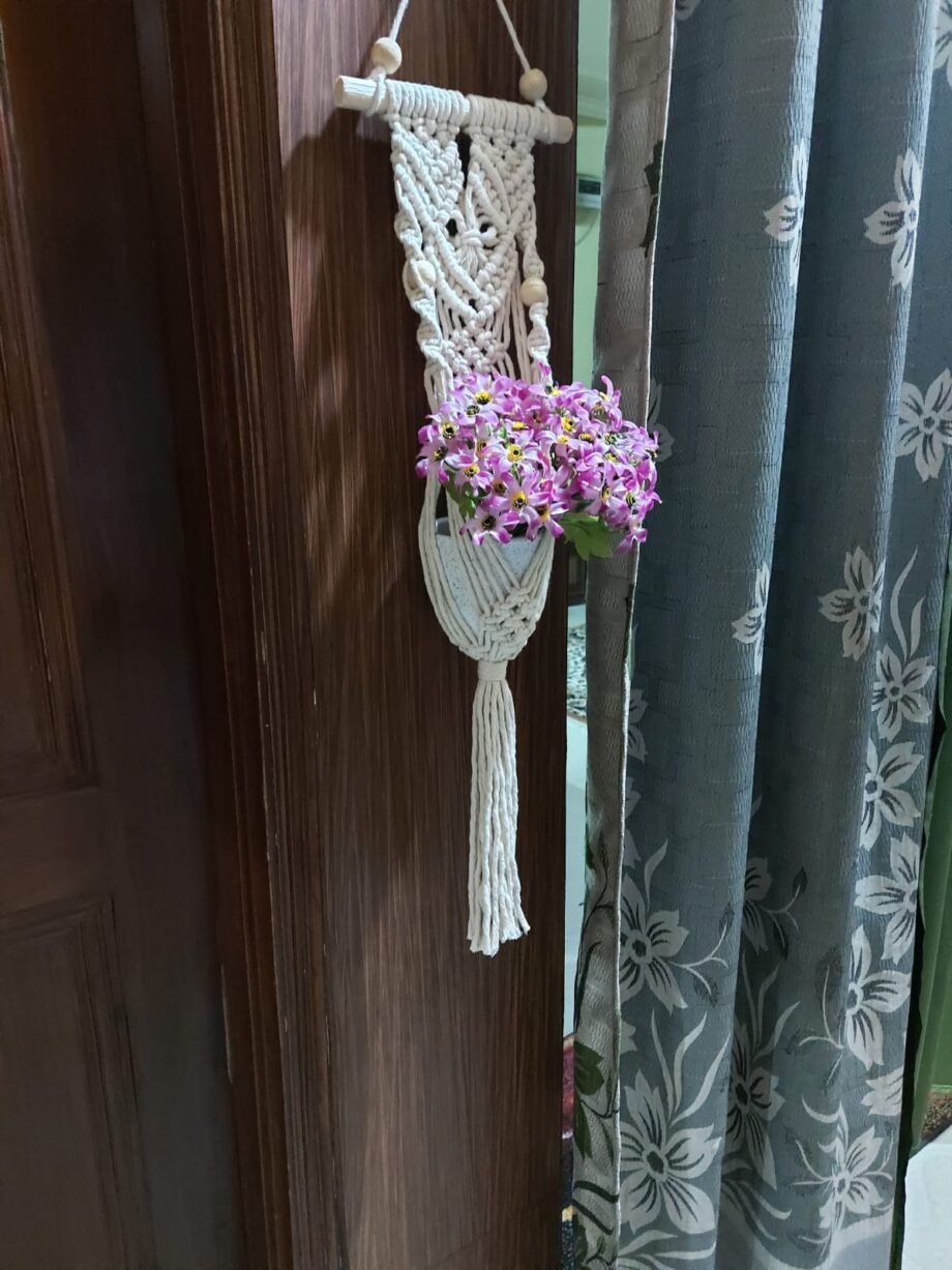 macrame wall planter