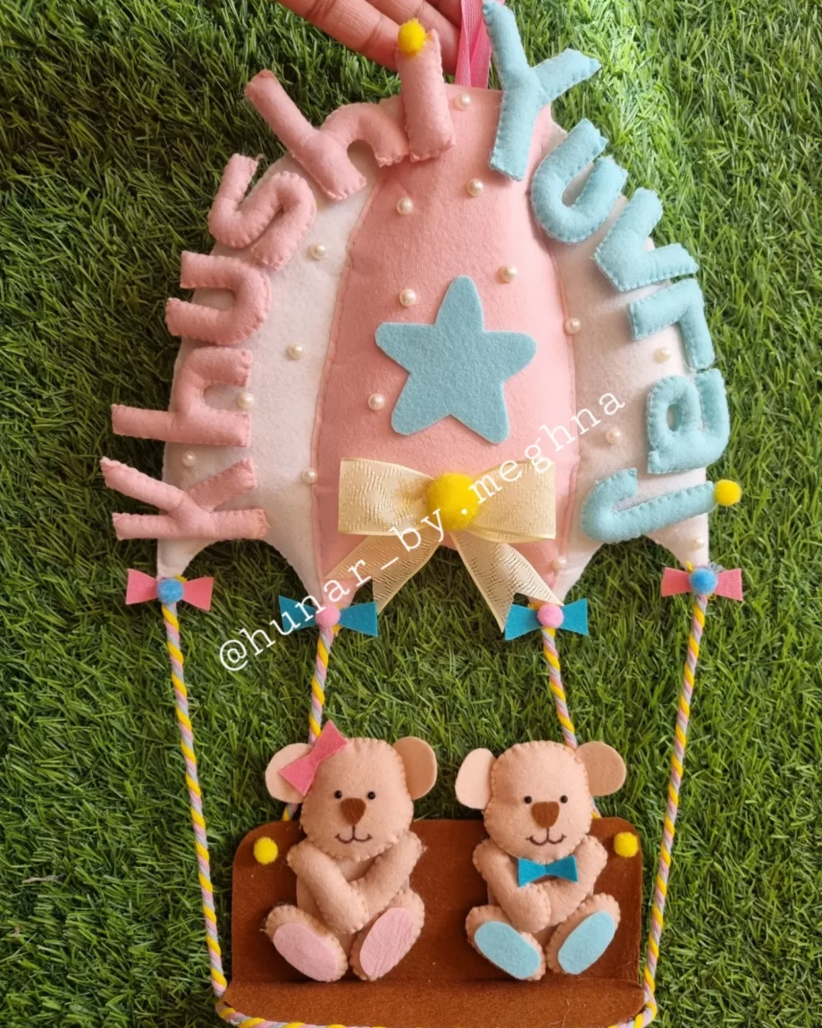 teddy on parachute name hanging for kids door