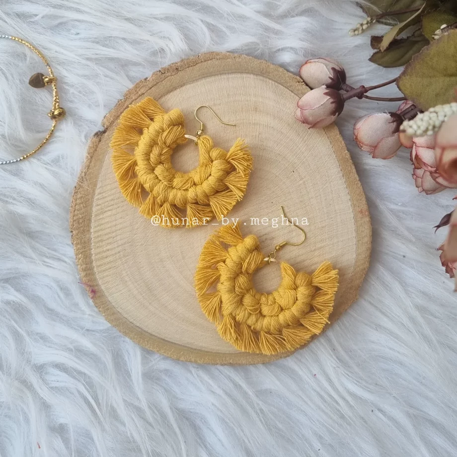 Fringy Round Hoops