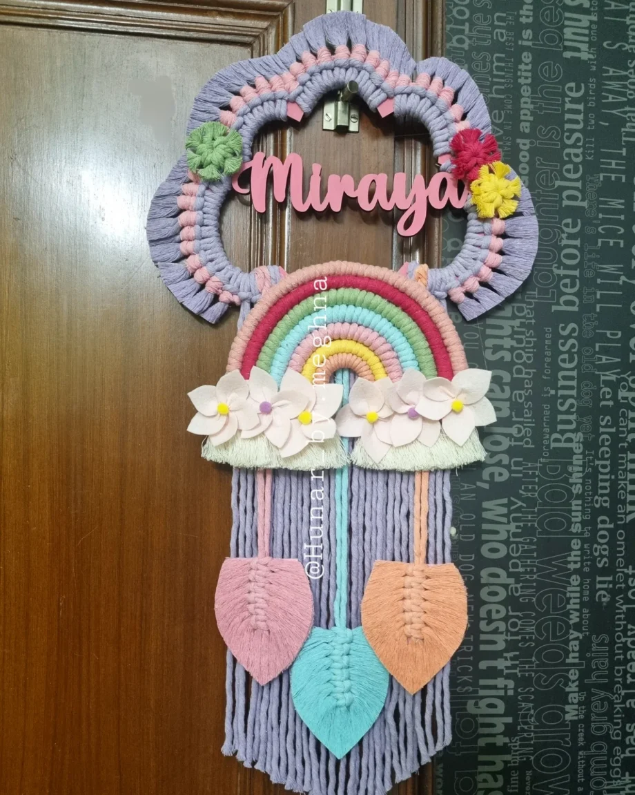 macrame name hanging