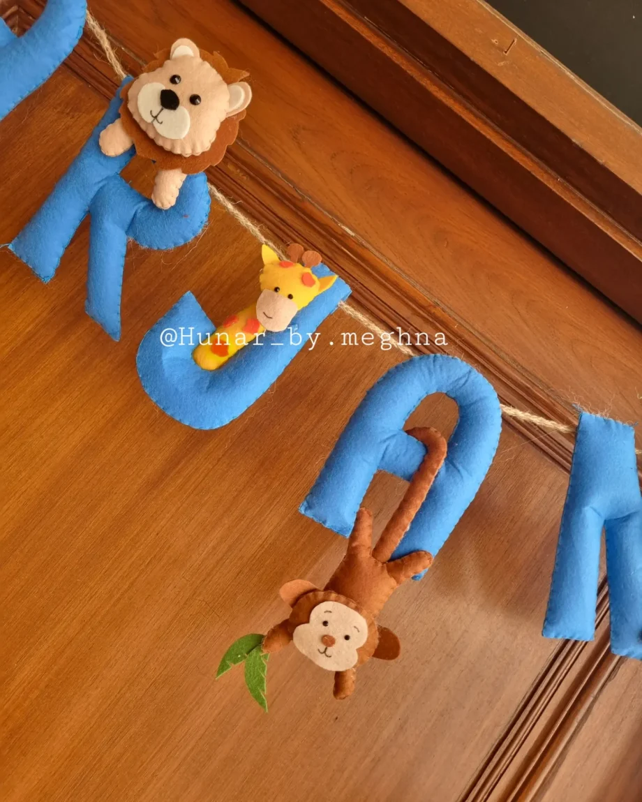 felt jungle theme decor