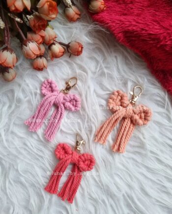bow keychain bag tags made with macrame eco-friendly